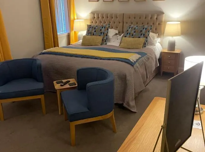 Horncliffe Room Only Accommodation